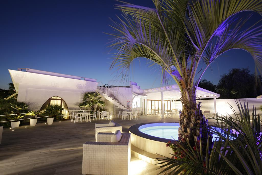 Garden Hotel Ripa فيستَ المظهر الخارجي الصورة