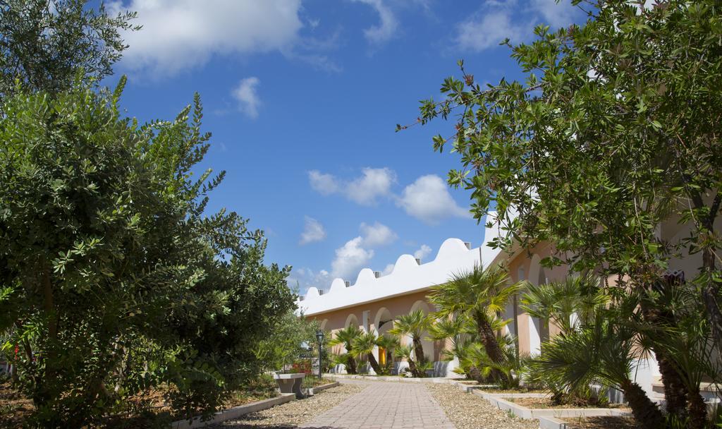 Garden Hotel Ripa فيستَ المظهر الخارجي الصورة