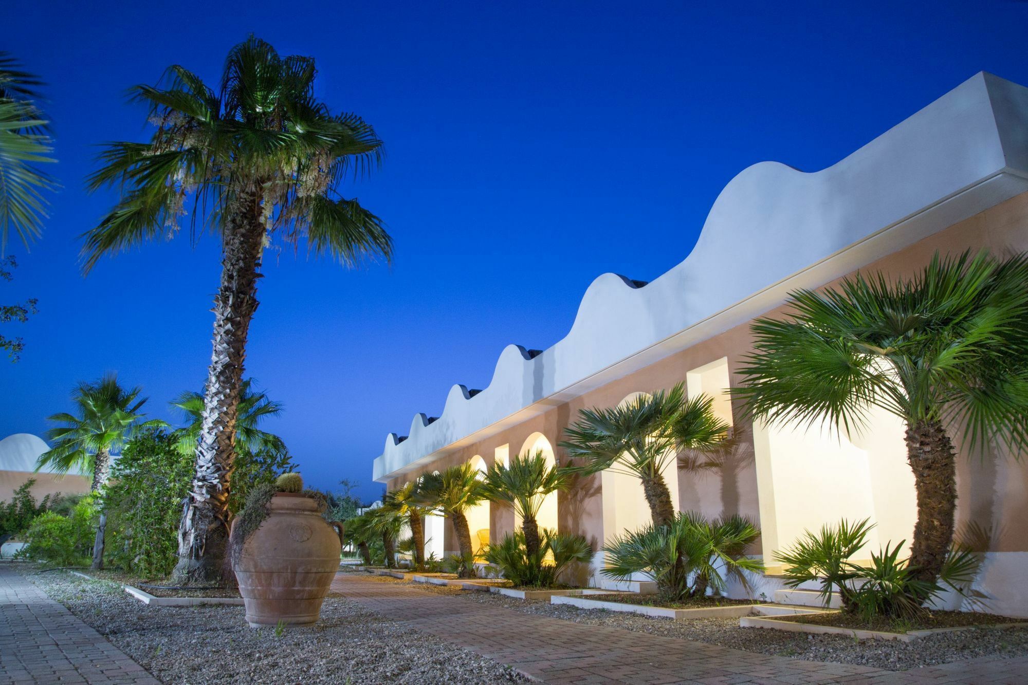 Garden Hotel Ripa فيستَ المظهر الخارجي الصورة